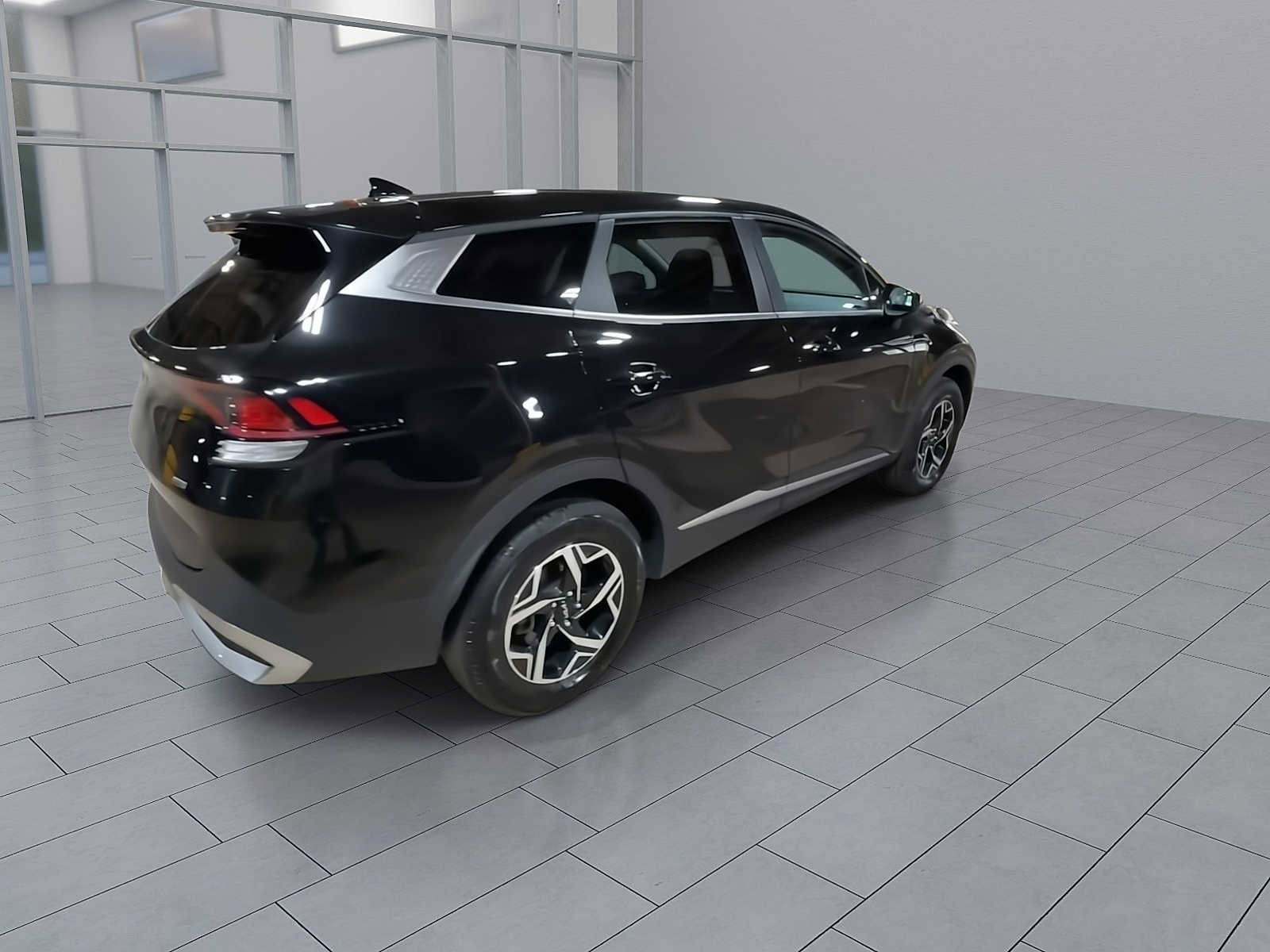 Used 2024 Kia Sportage LX image 8