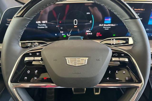 New 2026 Cadillac Vistiq Sport w/ LPO, Floor Liner Package image 22