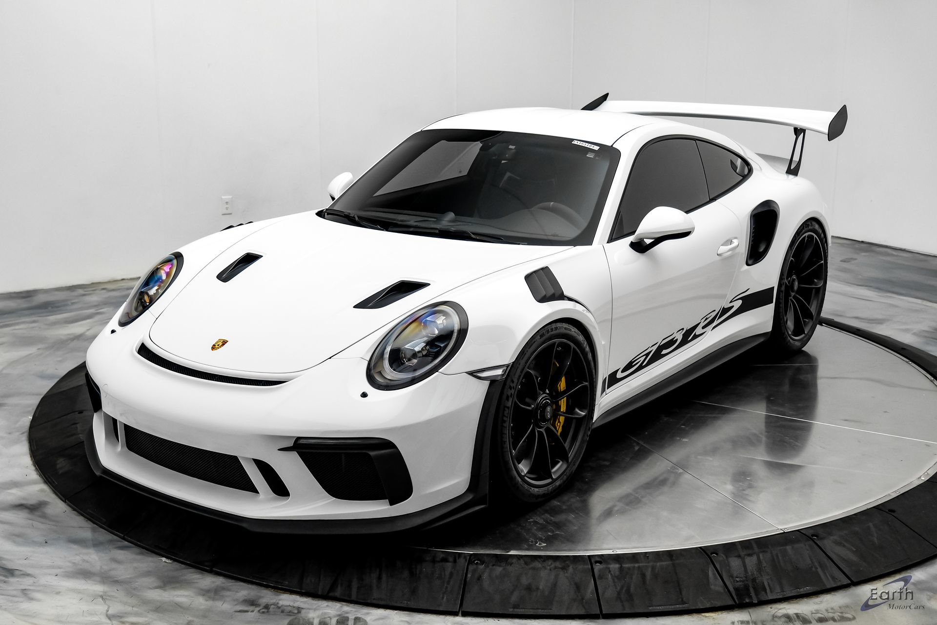 Used 2019 Porsche 911 GT3 RS RWD image 7