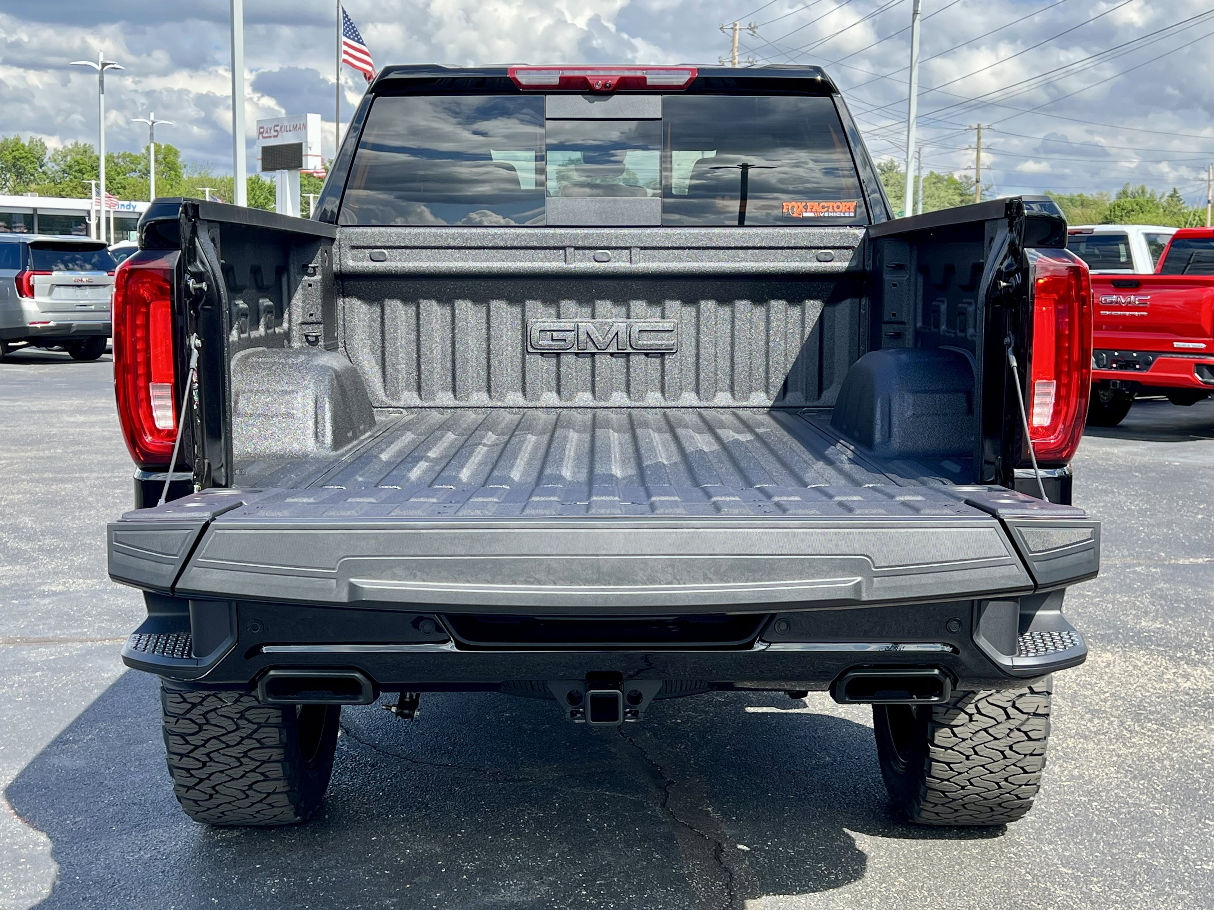 New 2026 GMC Sierra 1500 AT4 w/ AT4 Premium Package AWD/4WD image 27