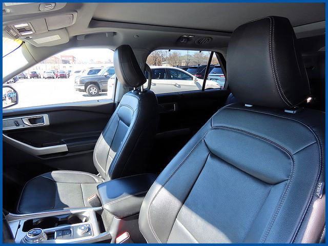 Used 2021 Ford Explorer Limited w/ Hybrid Equipment Group 310A image 13