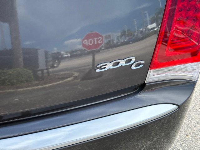Used 2018 Chrysler 300 C w/ Safetytec Plus Group RWD image 7