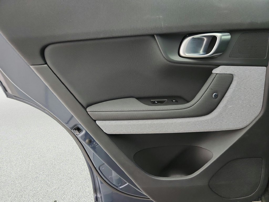 Used 2022 Polestar Polestar 2 w/ Pilot Package AWD/4WD image 26