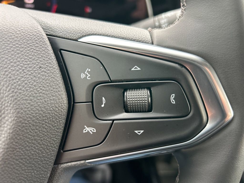 Used 2025 Chevrolet Trax ACTIV w/ Driver Confidence Package image 22