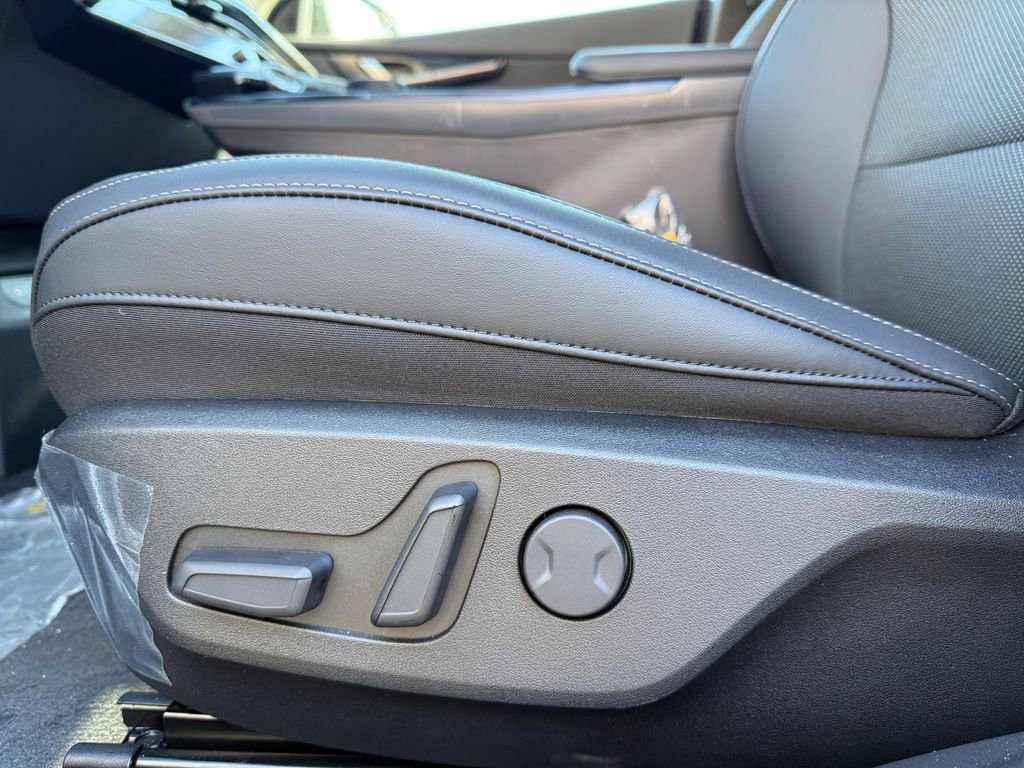 New 2025 Kia EV6 Light w/ Light LR Technology Package AWD/4WD image 10