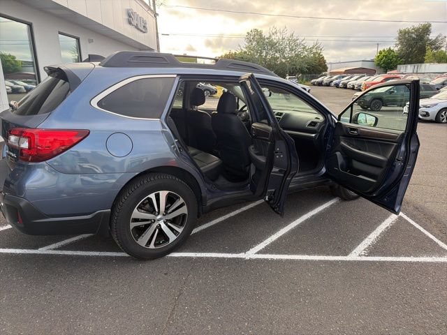 Used 2018 Subaru Outback 2.5i Limited AWD/4WD image 10
