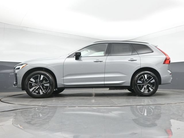 New 2026 Volvo XC60 B5 Plus w/ Protection Package Premier AWD/4WD image 41