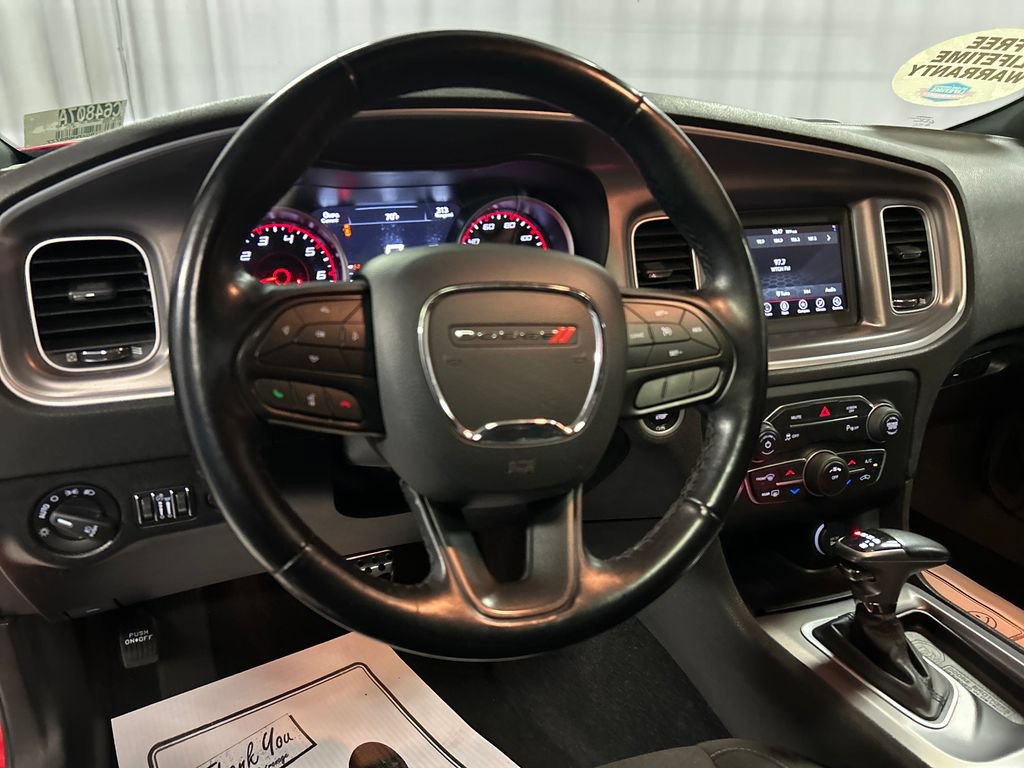 Used 2021 Dodge Charger SXT w/ Driver Convenience Group RWD image 15