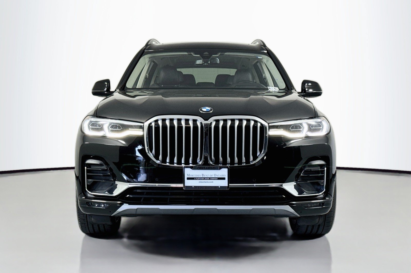 Used 2022 BMW X7 xDrive40i w/ Premium Package AWD/4WD image 3