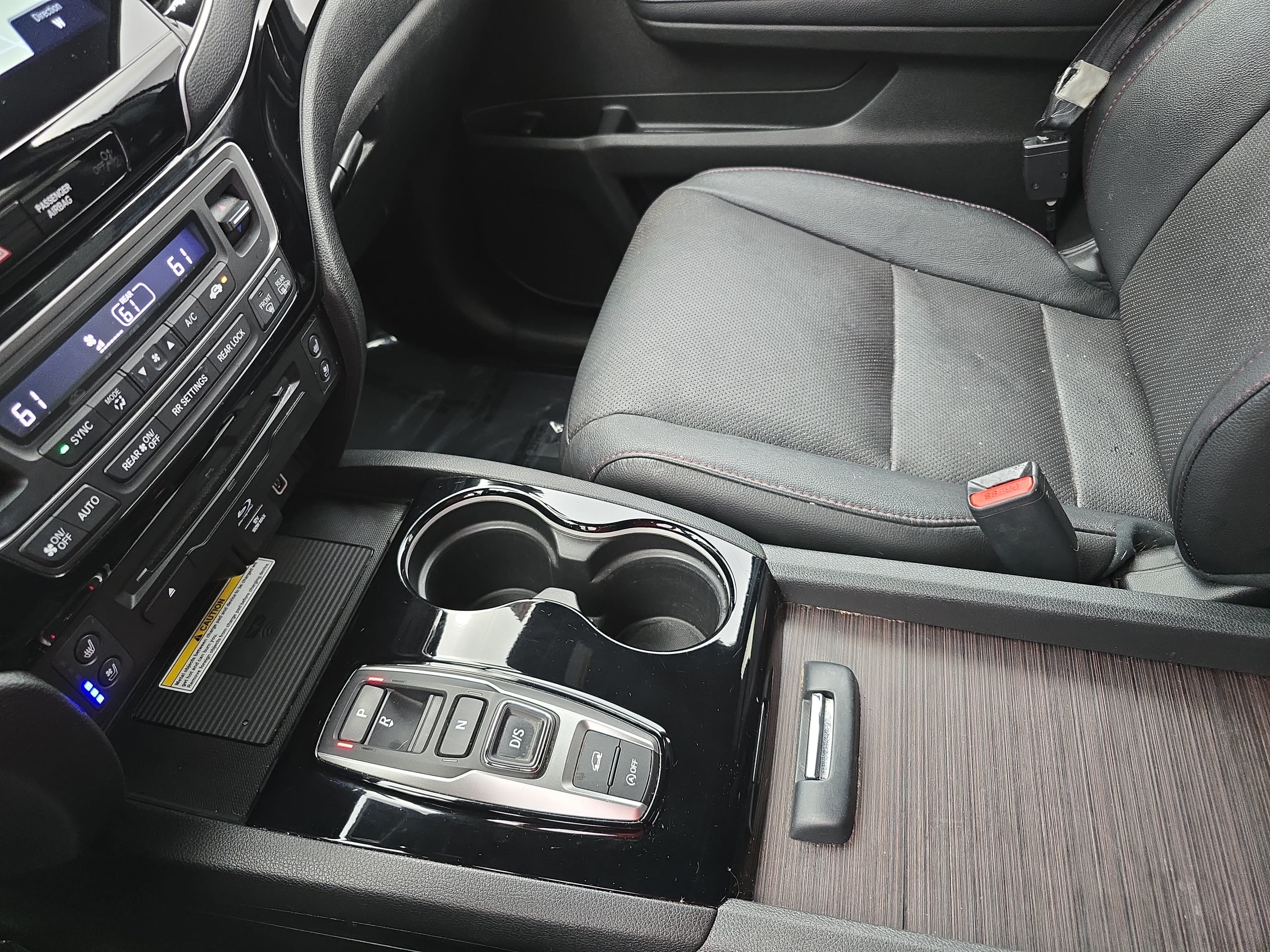 Used 2022 Honda Pilot Black Edition image 26