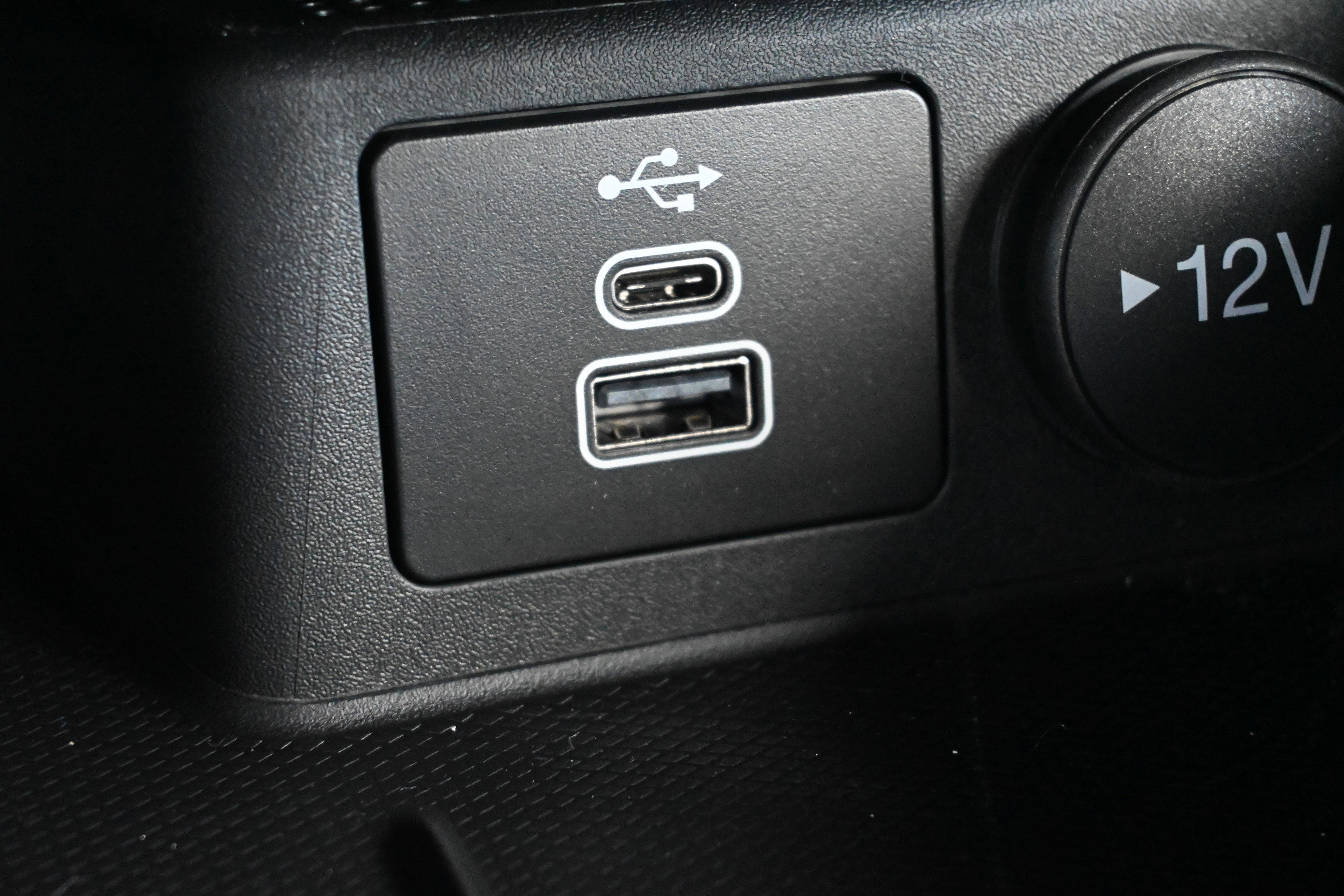 New 2026 Ford Escape ST-Line w/ Tech Pack #1 FWD image 25