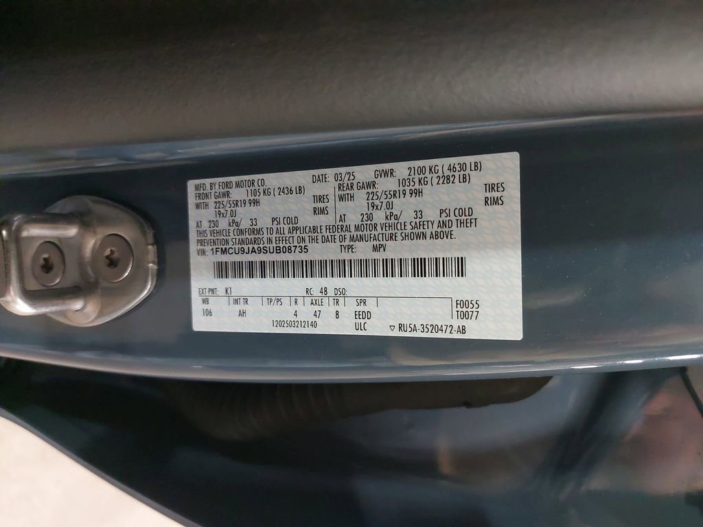 Used 2025 Ford Escape Platinum w/ Premium Technology Package image 73