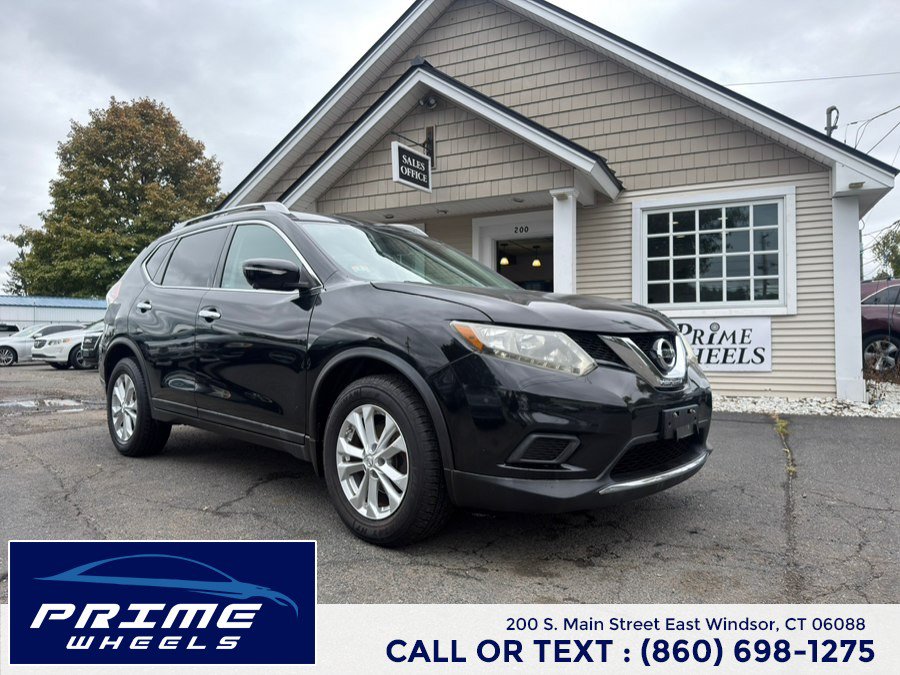 Used 2015 Nissan Rogue SV w/ SV Premium Package