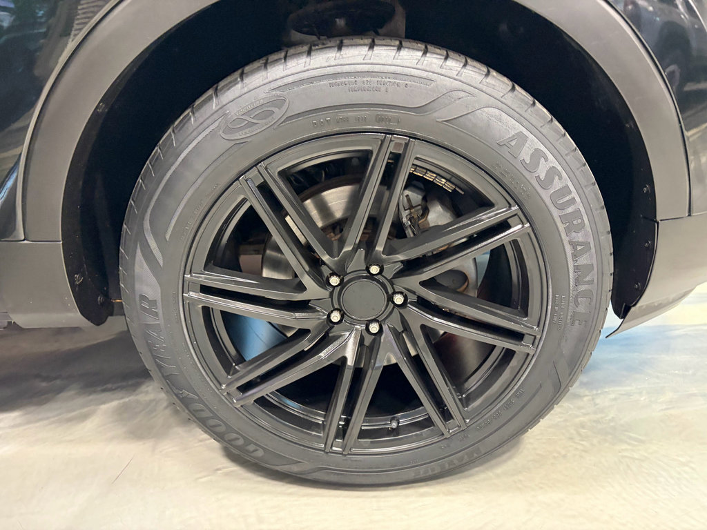 Used 2015 Ford Explorer XLT w/ Equipment Group 202A AWD/4WD image 29