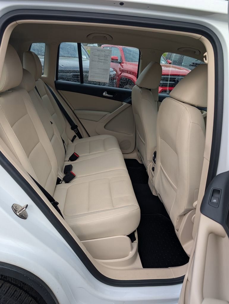 Used 2017 Volkswagen Tiguan S AWD/4WD image 18