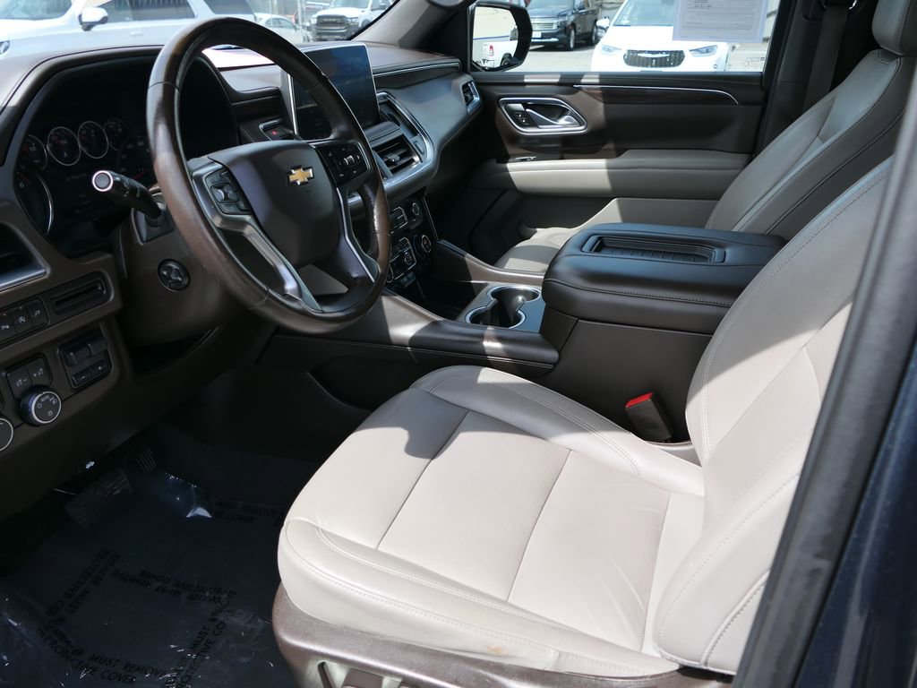 Used 2021 Chevrolet Tahoe LT w/ LT Signature Package image 12
