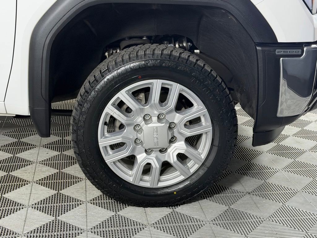 Used 2024 GMC Sierra 2500 Pro w/ Fleet Convenience Package image 13