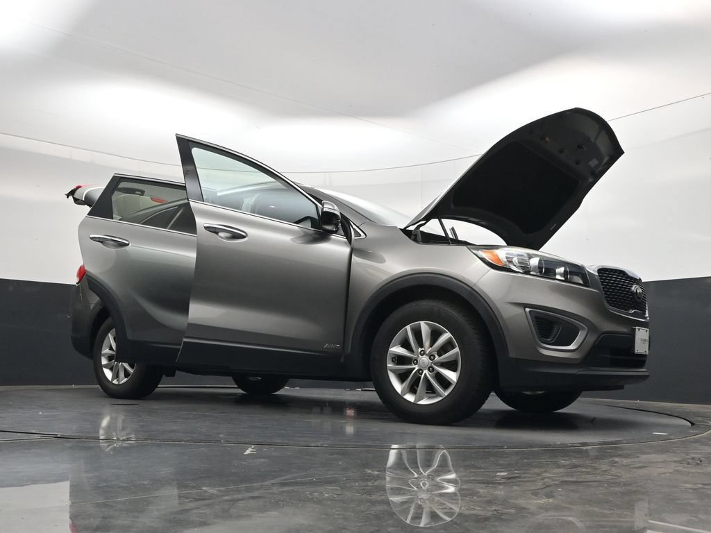 Used 2017 Kia Sorento AWD image 51