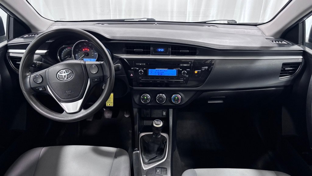 Used 2015 Toyota Corolla L FWD image 10