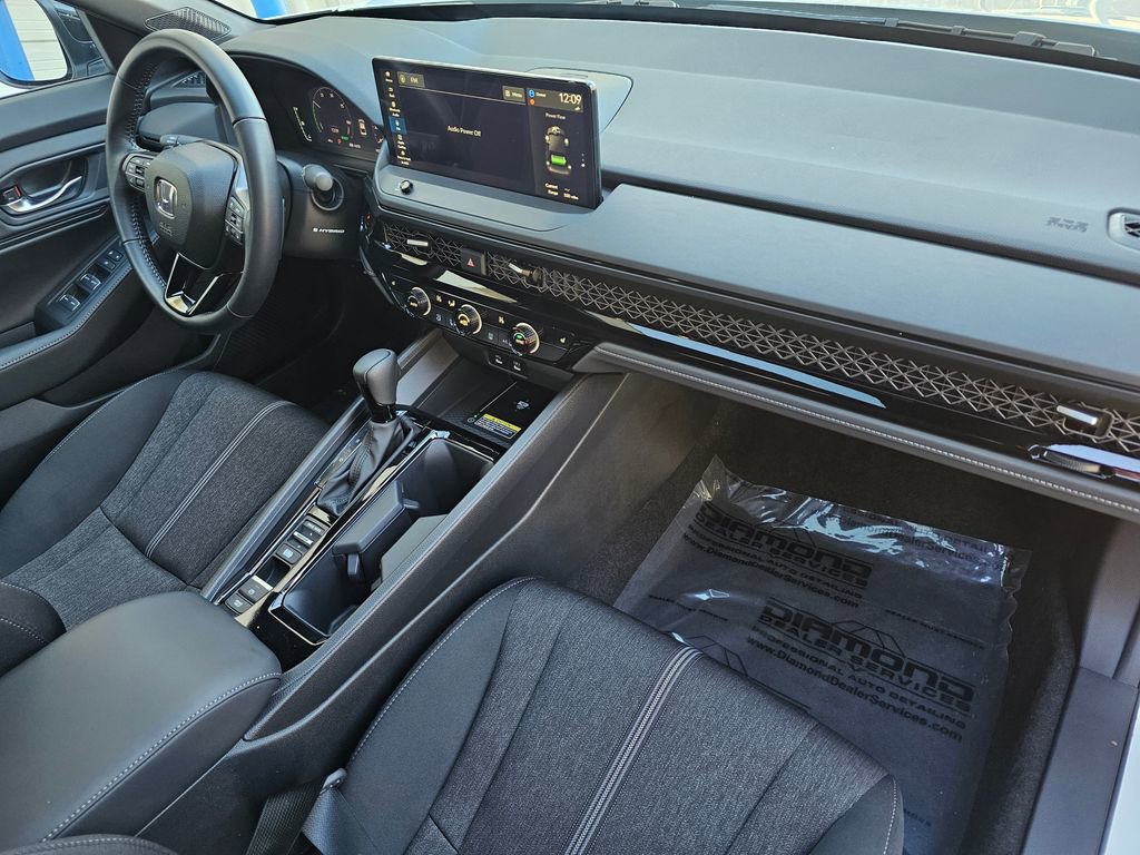 Used 2025 Honda Accord Sport image 20