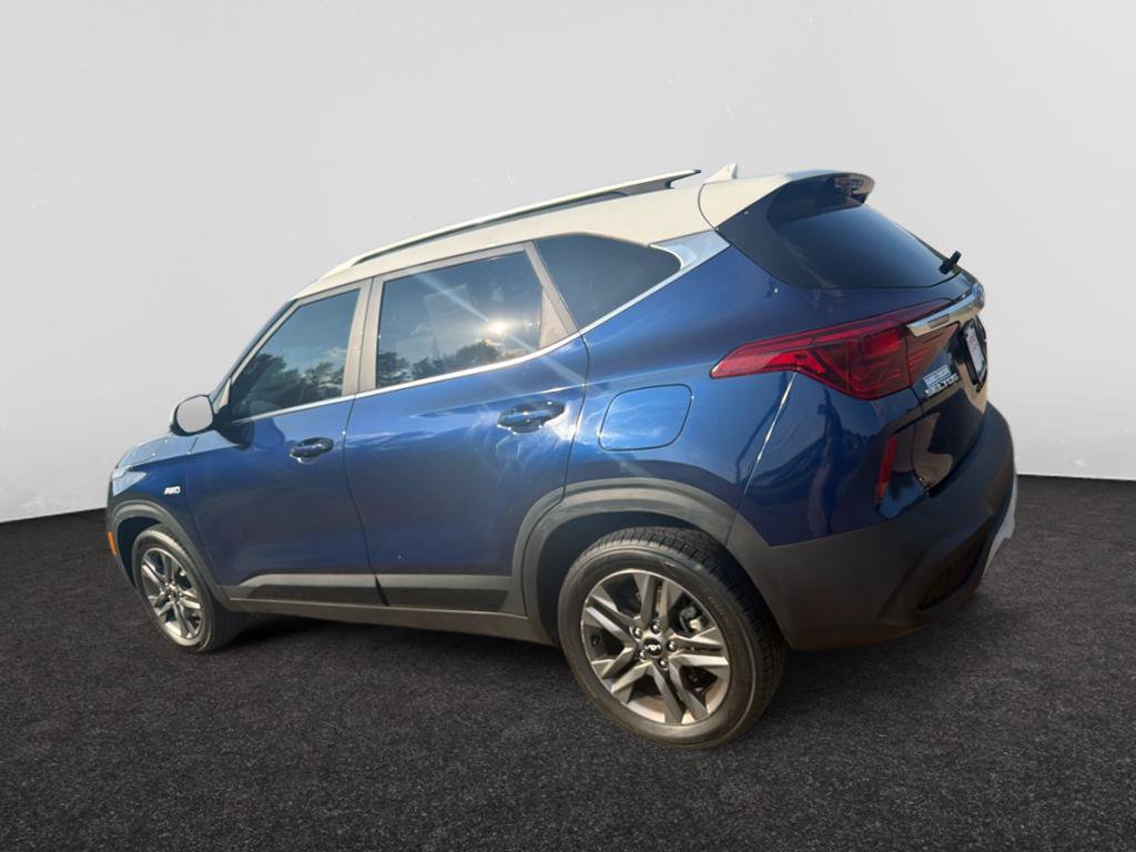 Used 2023 Kia Seltos S w/ Navigation Package AWD/4WD image 6