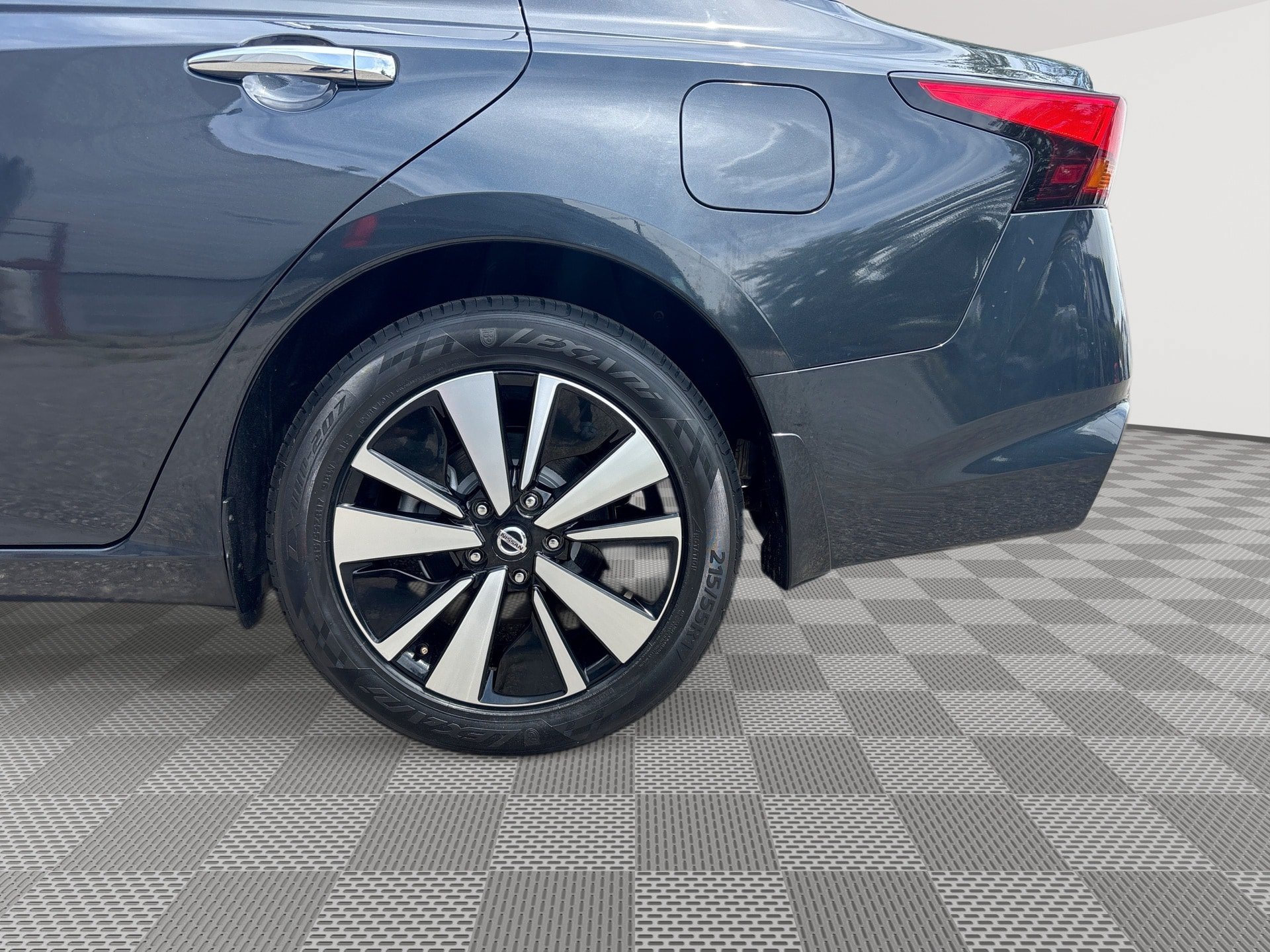 Used 2022 Nissan Altima 2.5 SL AWD/4WD image 29