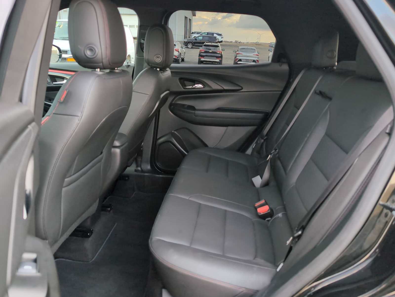 Used 2024 Chevrolet TrailBlazer RS image 23