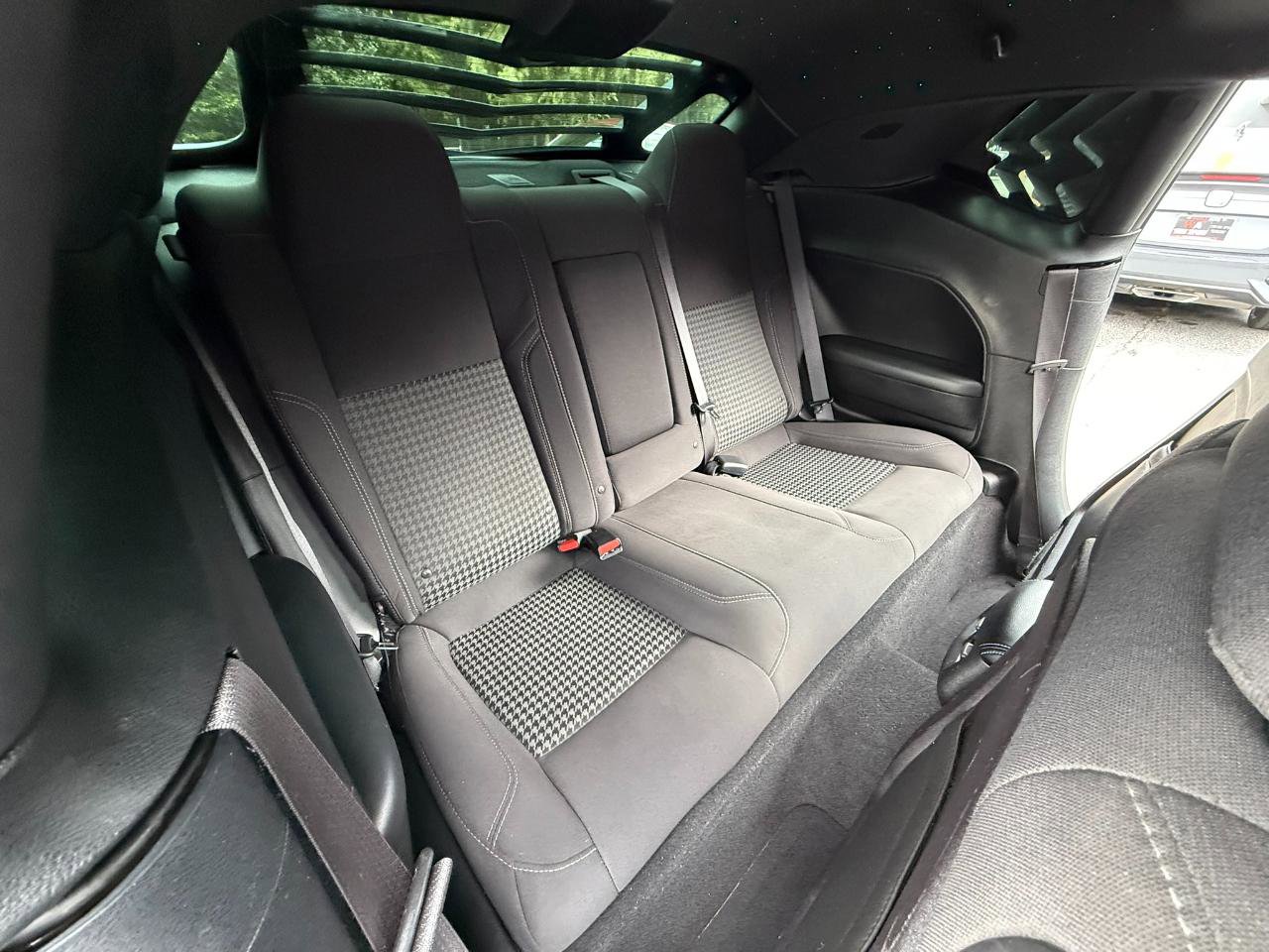 Used 2019 Dodge Challenger SXT RWD image 12
