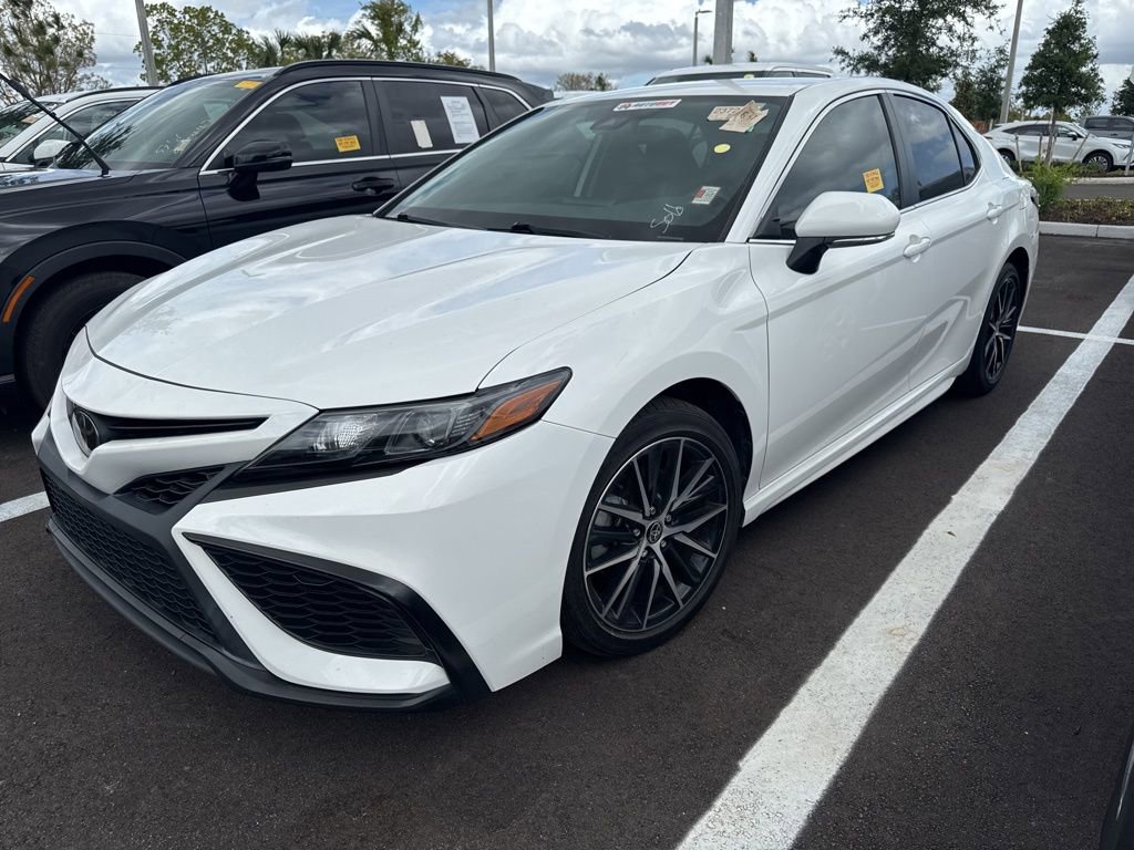 Used 2023 Toyota Camry SE