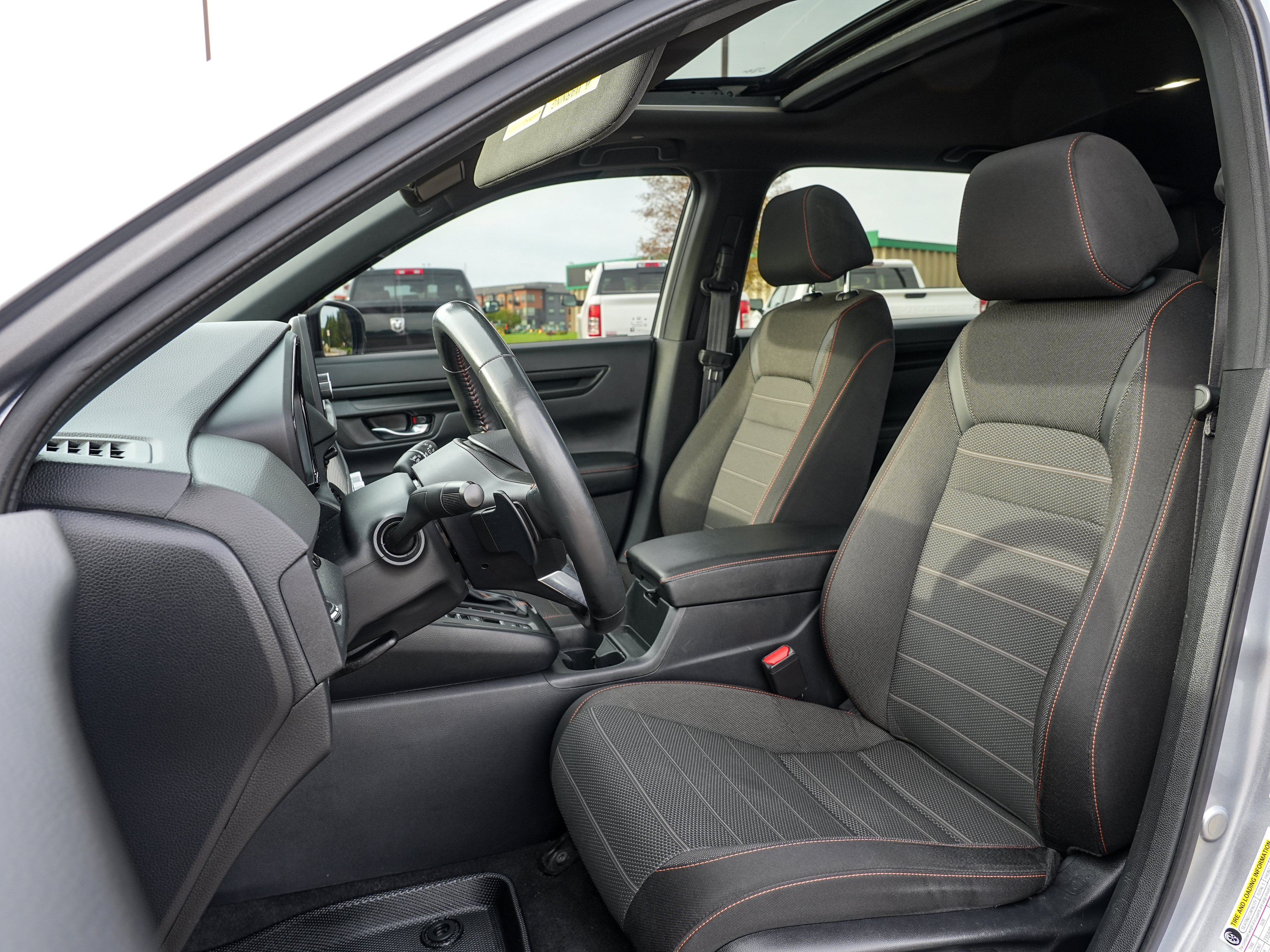 Used 2023 Honda CR-V Sport image 12