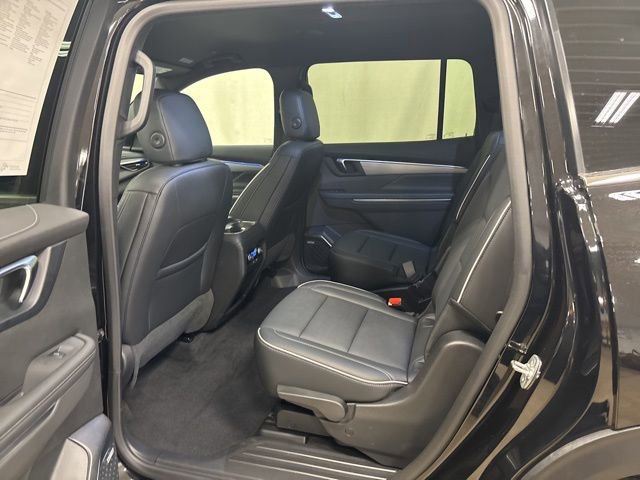 Used 2025 Buick Enclave Preferred image 16