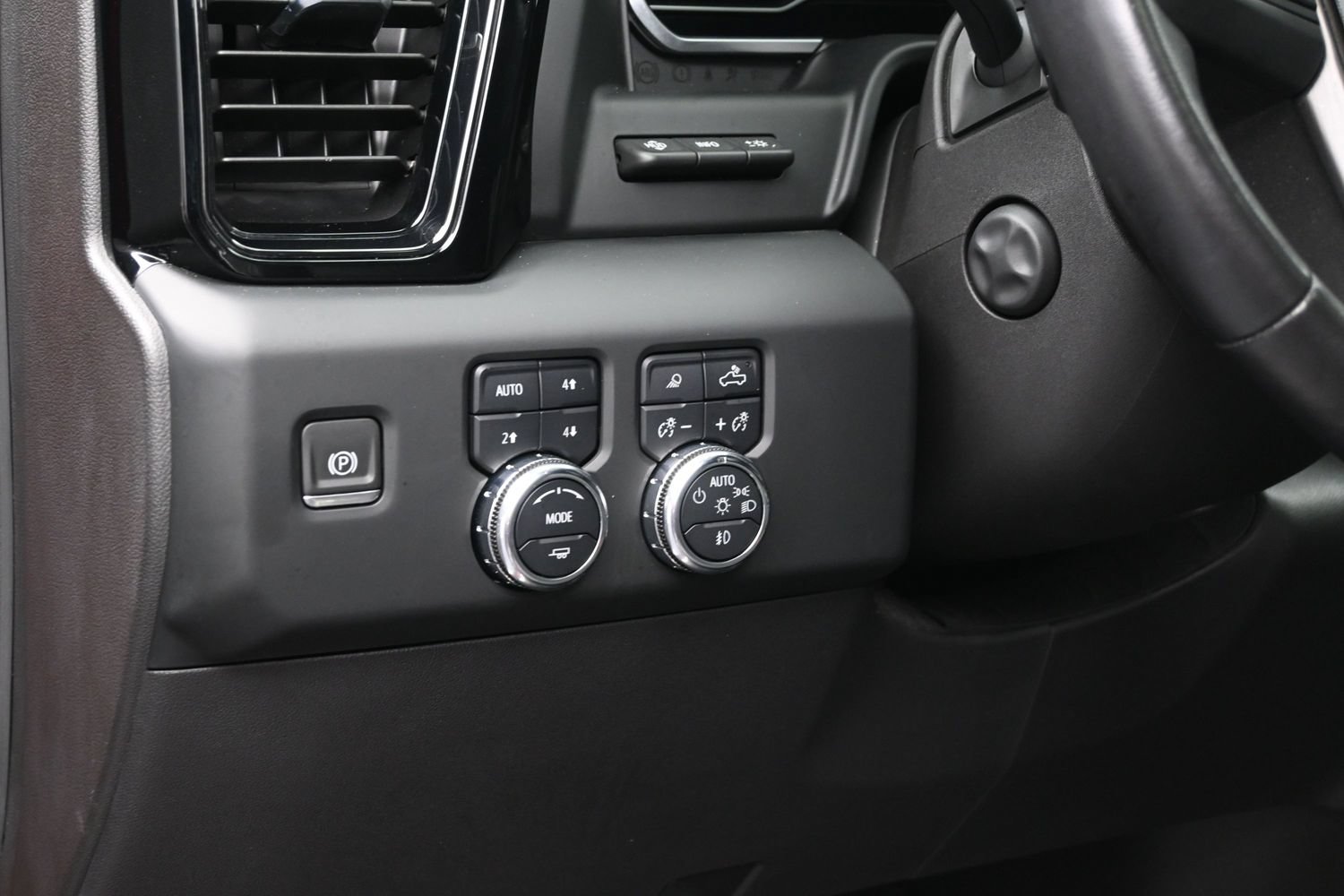 Used 2023 GMC Sierra 1500 AT4X AWD/4WD image 23