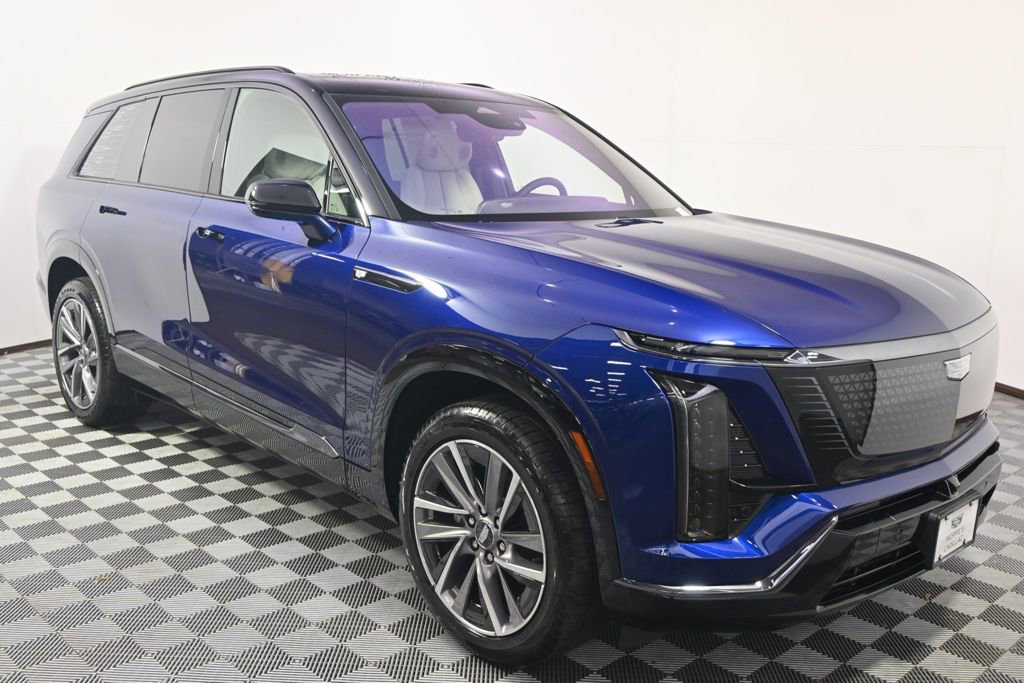 New 2026 Cadillac Vistiq Sport w/ LPO, Floor Liner Package image 8