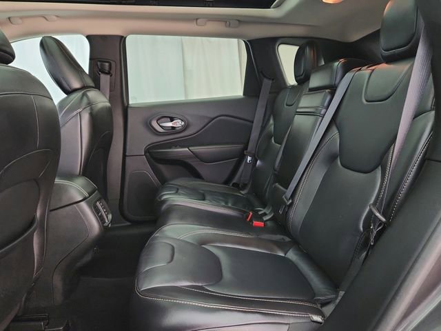 Used 2016 Jeep Cherokee Limited AWD/4WD image 26