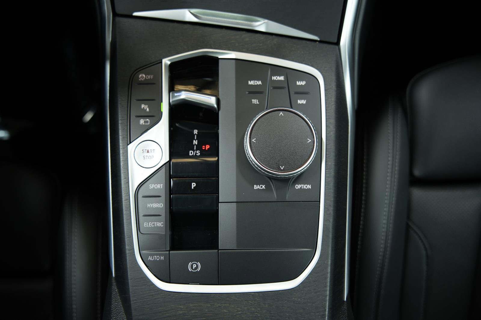 Used 2023 BMW 330e xDrive image 38