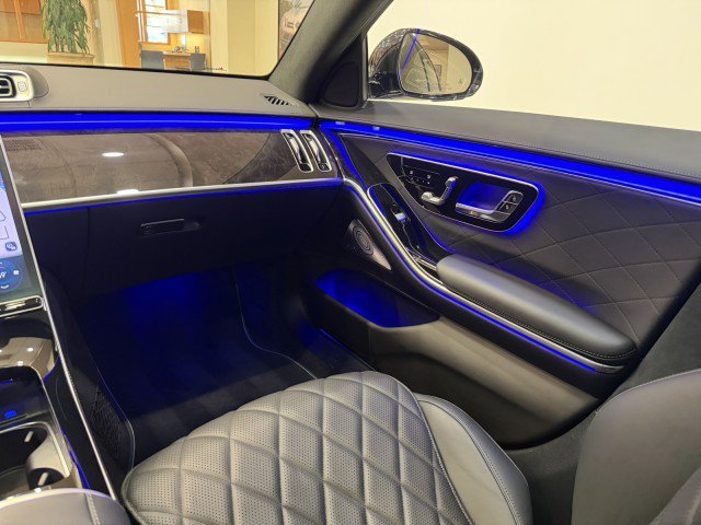 Certified 2025 Mercedes-Benz S 580 4MATIC Sedan image 15