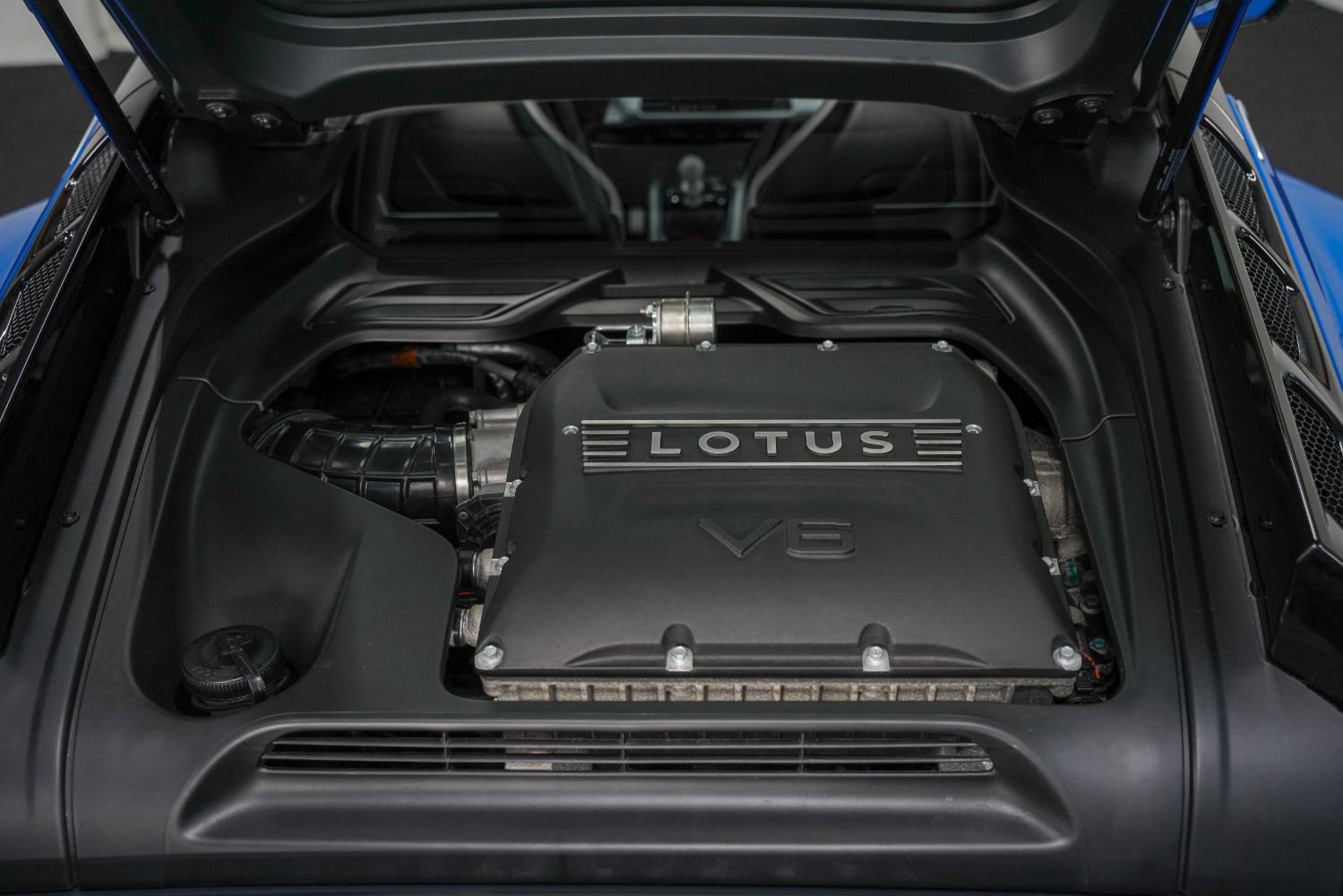 Used 2024 Lotus Emira First Edition image 49