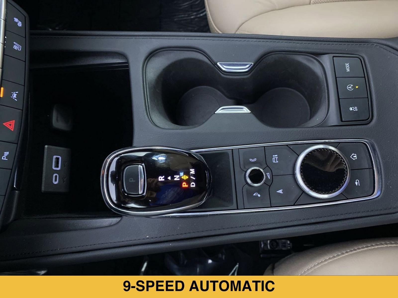Certified 2024 Cadillac XT4 Premium Luxury w/ Active Safety Package AWD/4WD image 7