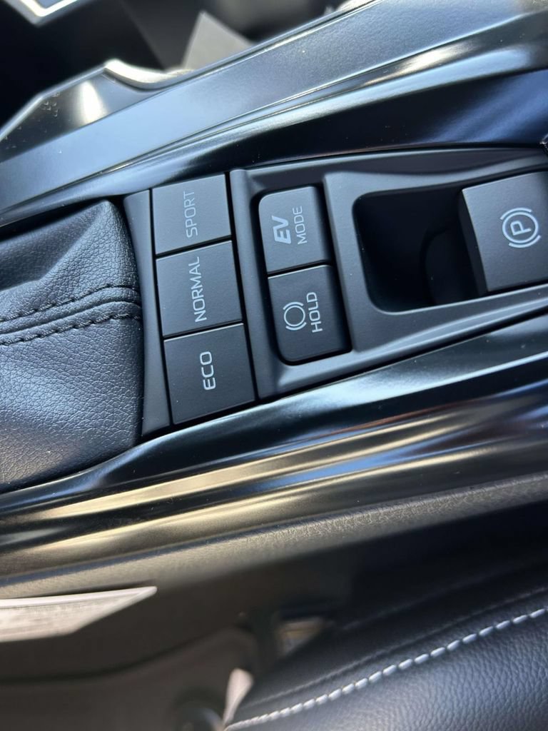 New 2026 Toyota Camry SE w/ Convenience Package FWD image 21