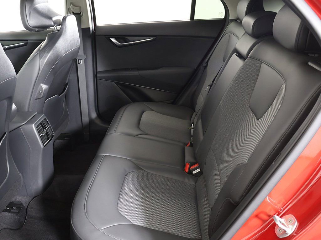 Used 2023 Kia Niro EX image 33