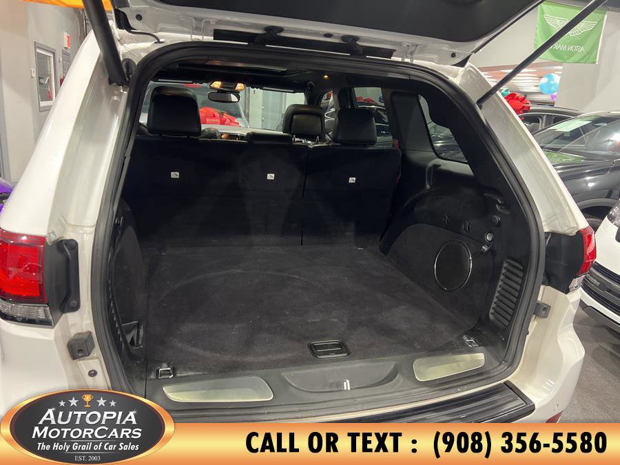 Used 2021 Jeep Grand Cherokee SRT image 16