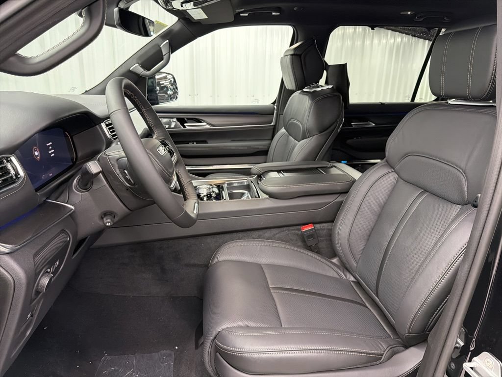 New 2026 Jeep Grand Wagoneer Summit w/ Rear Seat Video Group I AWD/4WD image 21