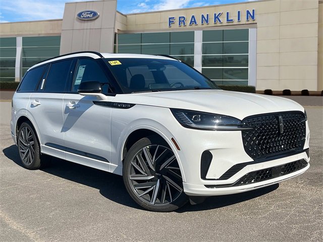 New 2025 Lincoln Aviator Black Label w/ Jet Appearance Package image 1