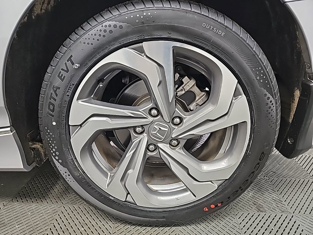 Used 2020 Honda Accord EX image 42