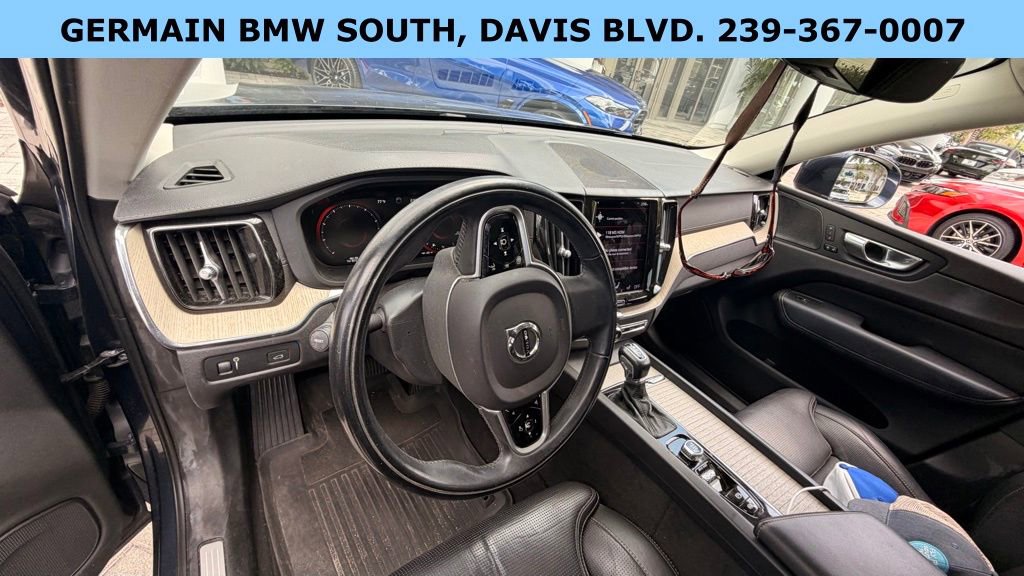 Used 2021 Volvo XC60 T5 Inscription image 27