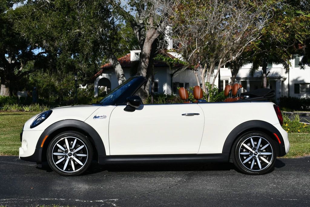 Used 2021 MINI Cooper S image 3
