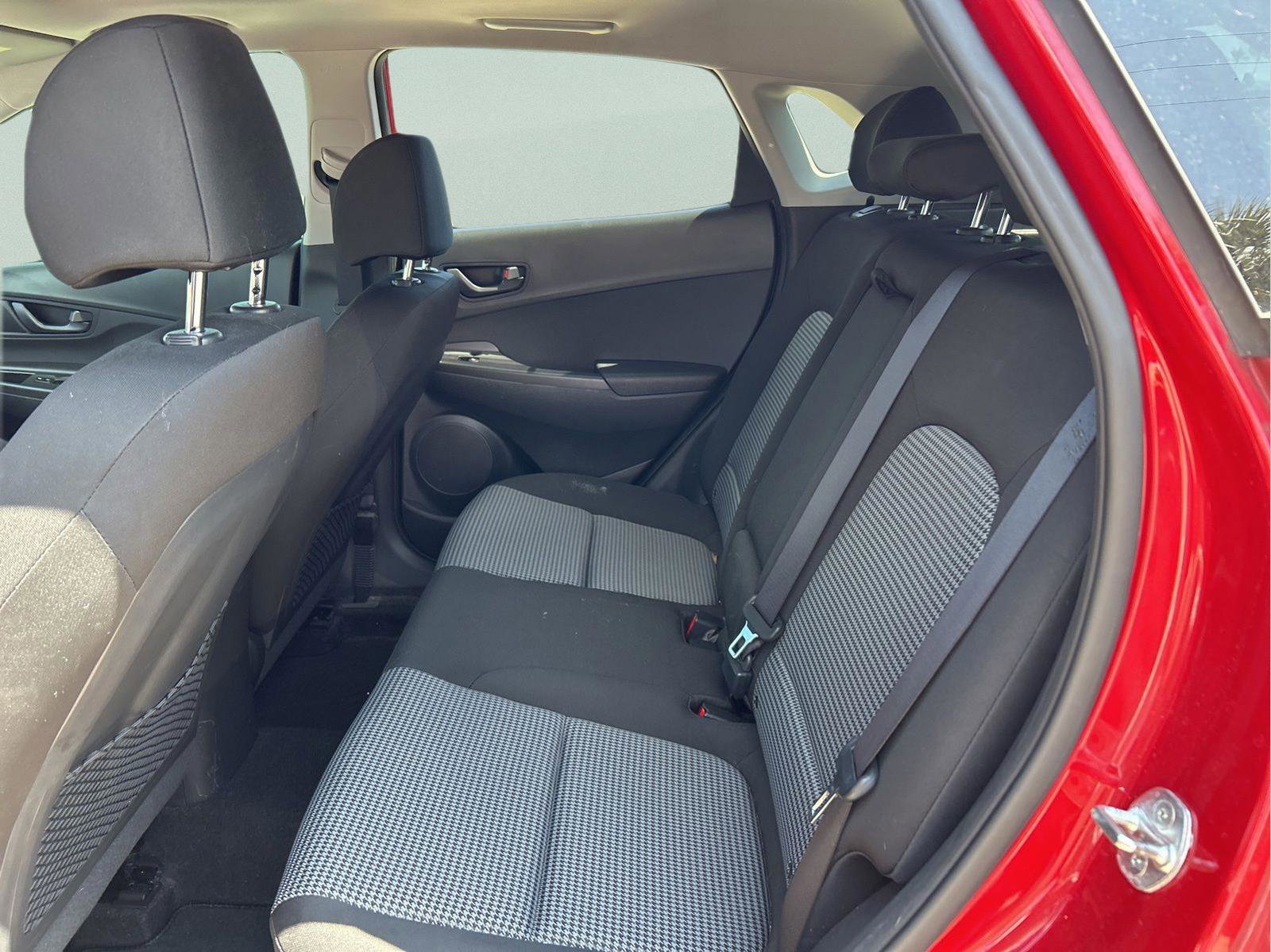 Used 2019 Hyundai Kona SEL w/ SEL Tech Package 02 FWD image 10