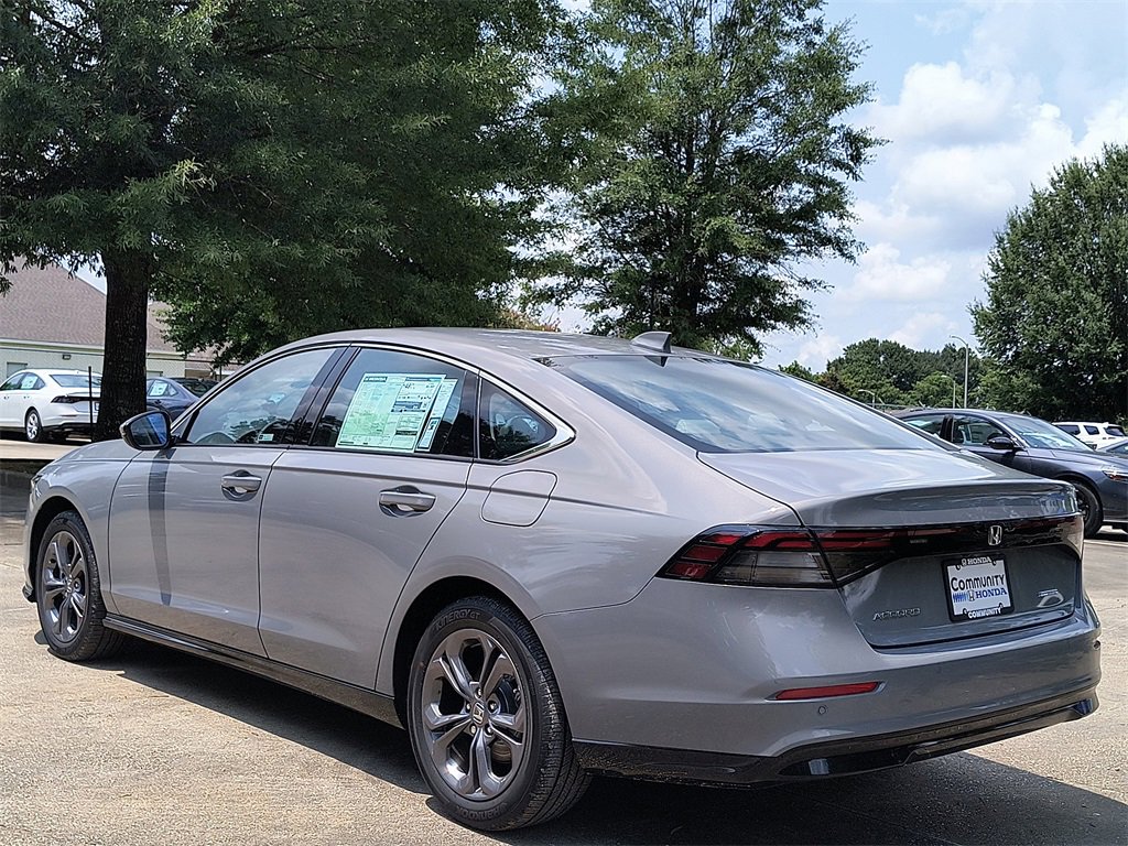 New 2025 Honda Accord EX-L image 3