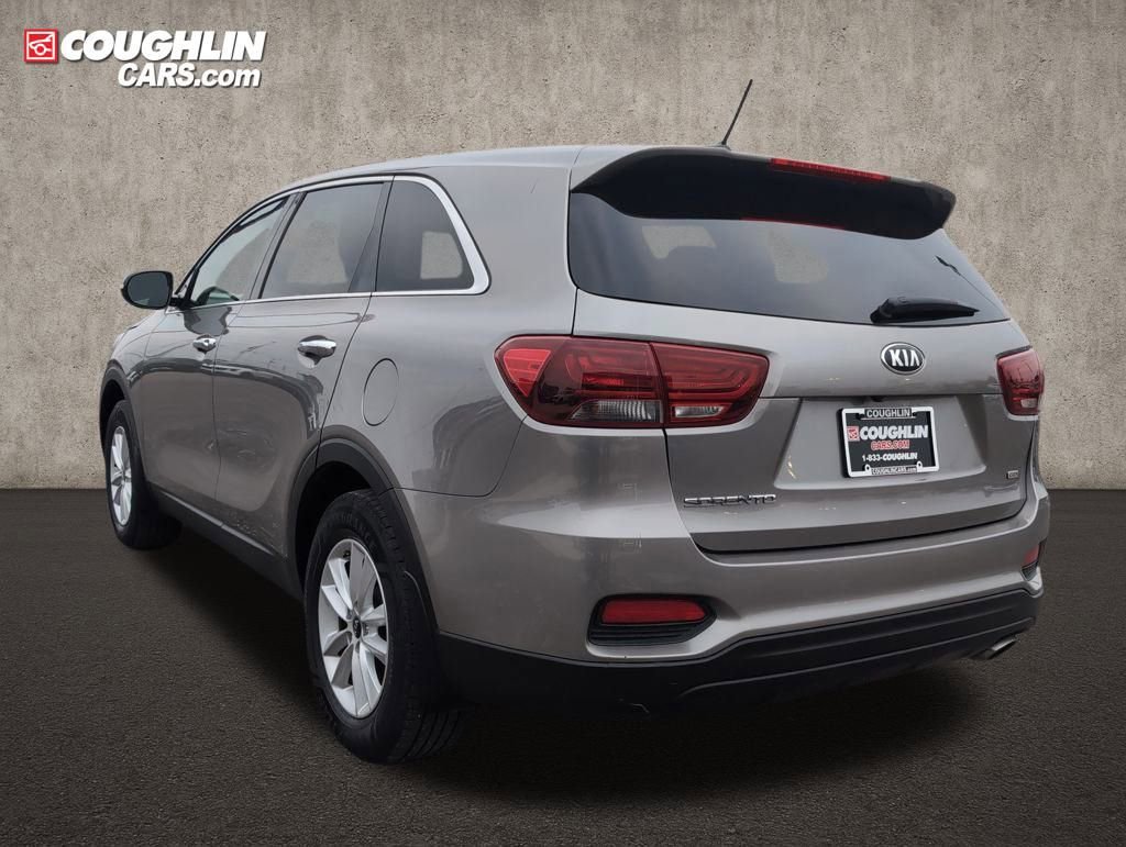 Used 2019 Kia Sorento LX image 5