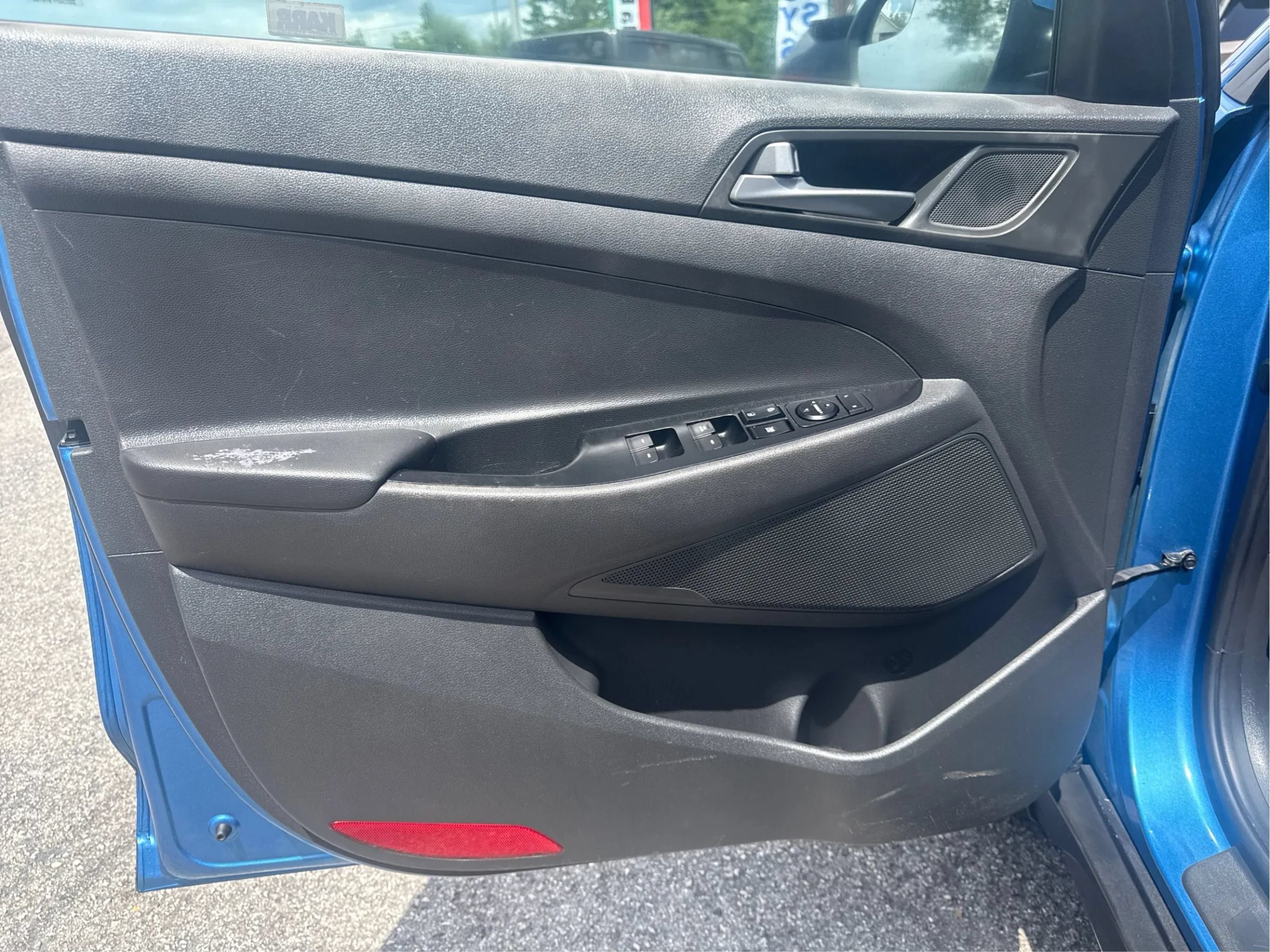 Used 2016 Hyundai Tucson SE w/ Option Group 02 FWD image 17